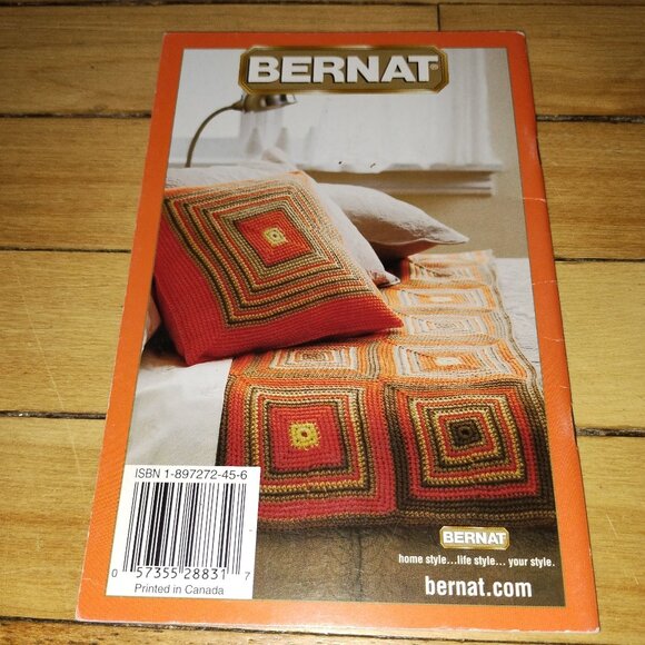 Bernat Handicrafter #530152 Cover Up Knitting / Crochet Booklet (Bernat, 2007) - Picture 2 of 2